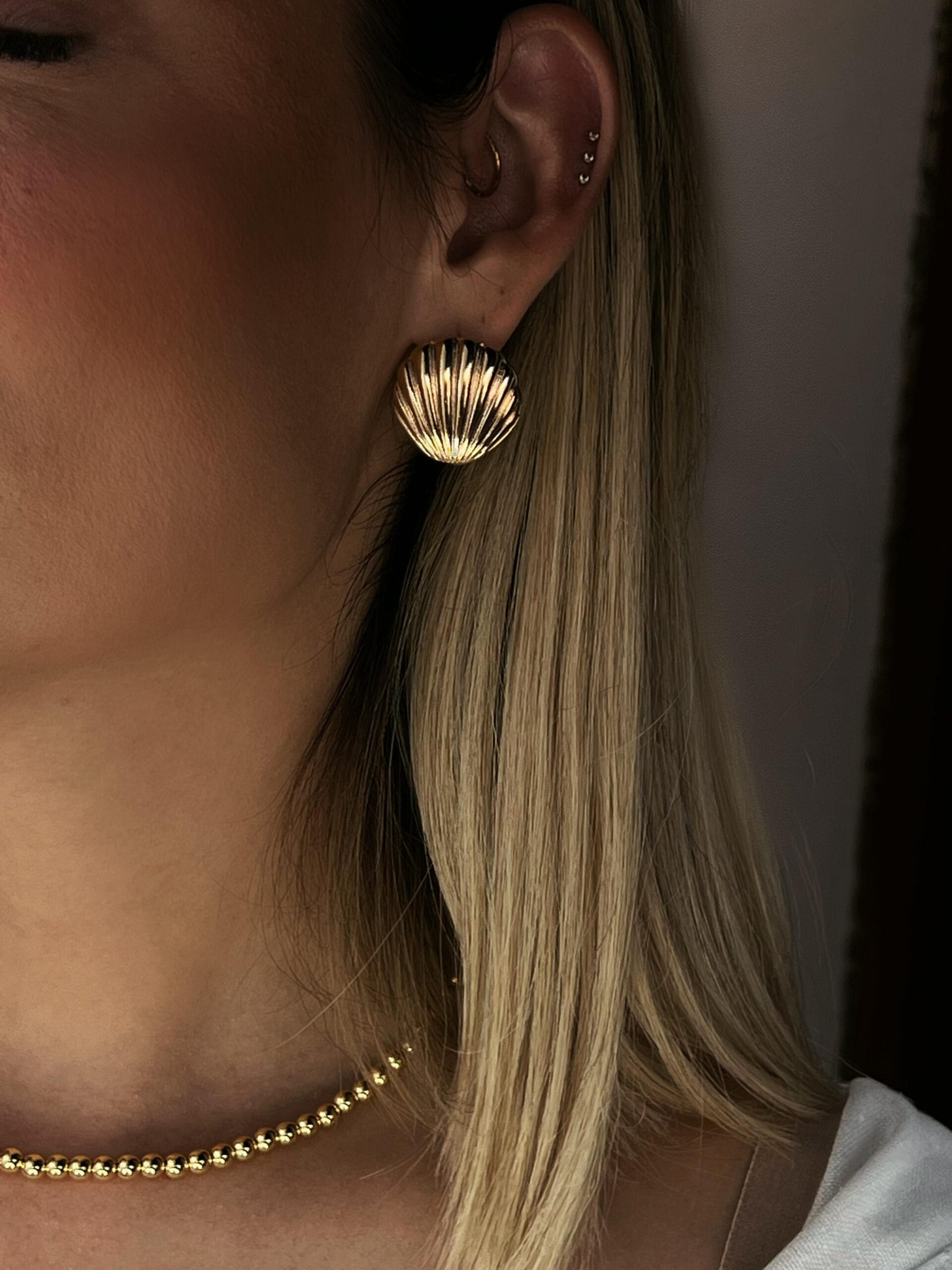 Brinco Concha Dourado - 5